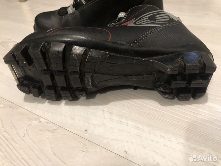 Лыжные ботинки детские