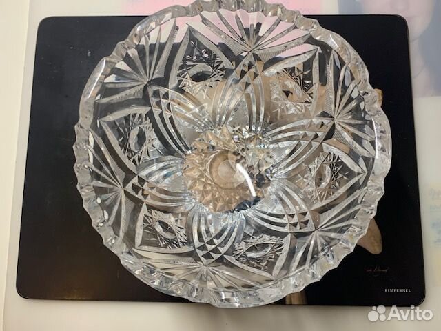 Хрустальная вазочка