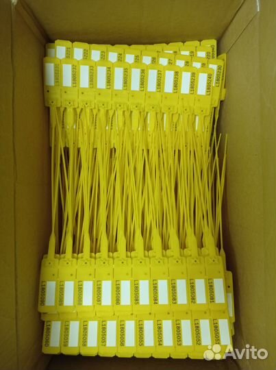 Пломбы пластиковые номерные