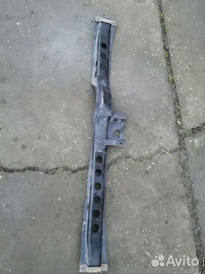 Траверса на Toyota Crown JZS143