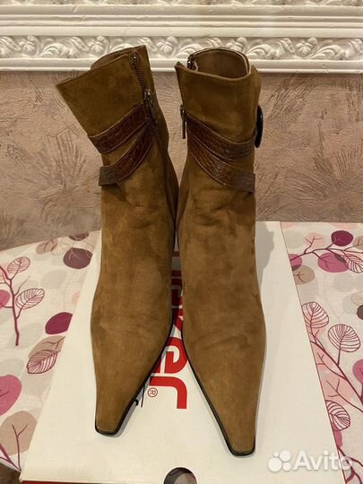 Полусапожки женские 36 размер,зимние