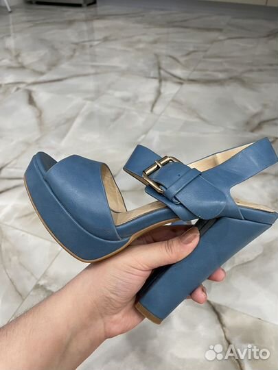 Босоножки 35 размер
