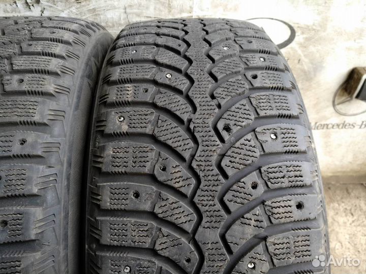 Bridgestone Blizzak Spike-01 205/55 R16 91T