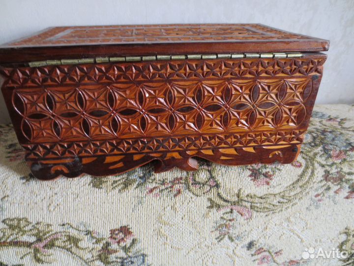 Деревянная резная шкатулка СССР