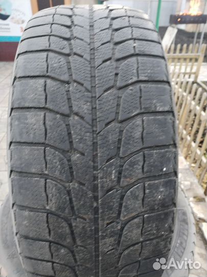 Michelin X-Ice 215/55 R16