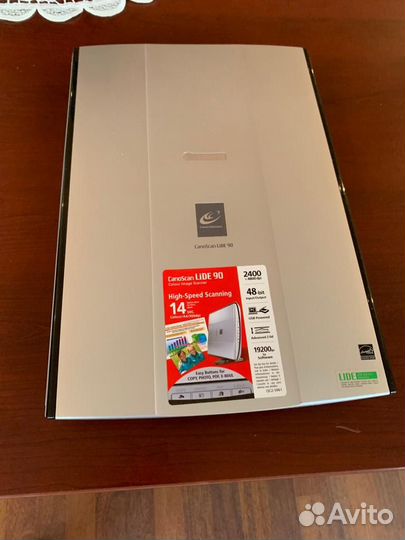 Сканер Canon lide 90