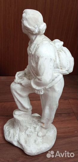 Девушка геолог статуэтка гипс СССР