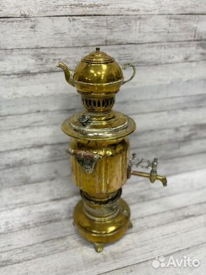 Самовар старинный на керосиновом подогреве