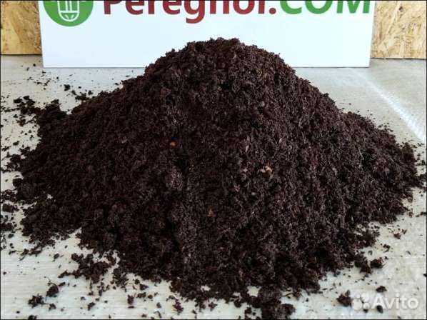 Перегной 30%, почва 40%, торф 30% - смесь в мешках