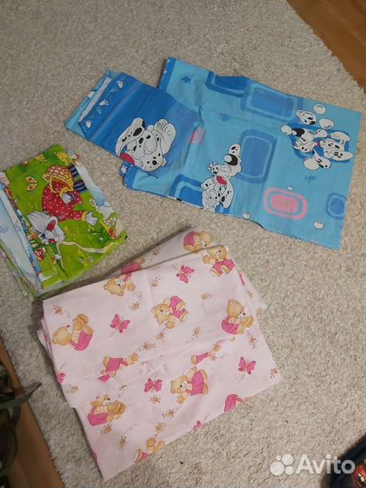 Постельное белье в детскую кроватку + одеялко