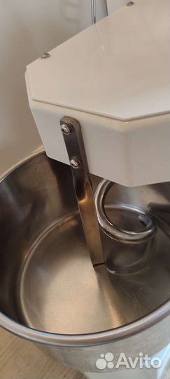 Тестомес спиральный на 8л