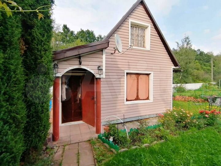 Дом 36,1 м² на участке 6 сот.