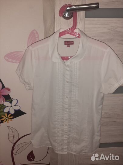 Школьные блузки и юбка