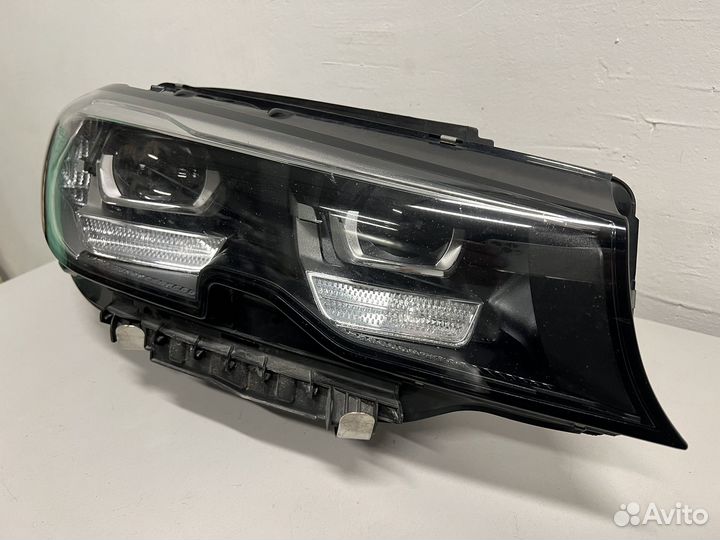 Передние фары BMW G20 LED до рестаил