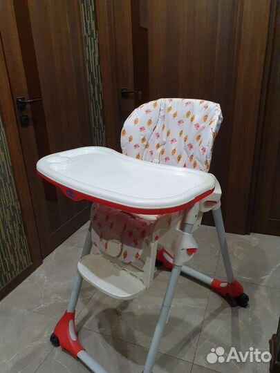 Стульчик для кормления chicco
