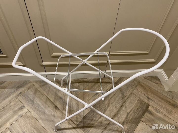 Детская ванночка для купания с подставкой