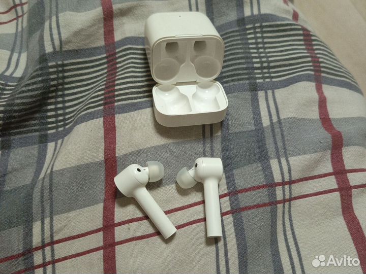 Беспроводные наушники xiaomi