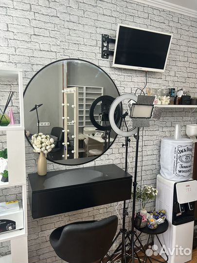 Аренда рабочего места бровисту, визажисту