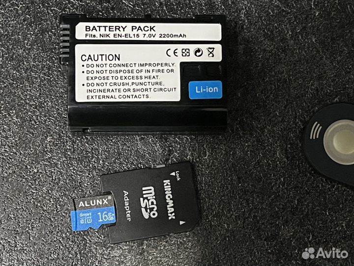 Фотоаппарат Nikon 1 V1 с большой комплектацией