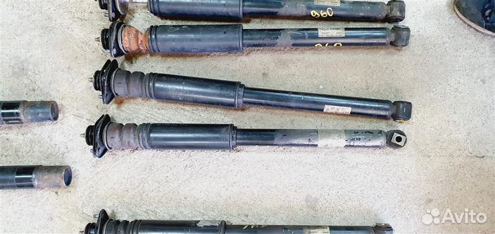 Амортизаторы задние, комплект BMW E46