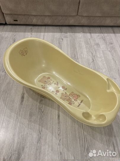 Ванночка для купания с горкой