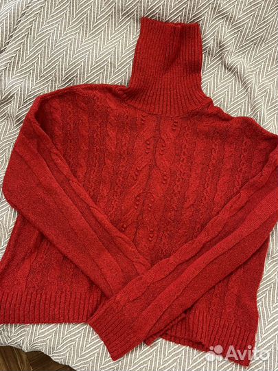 Свитер женский красный 42 р