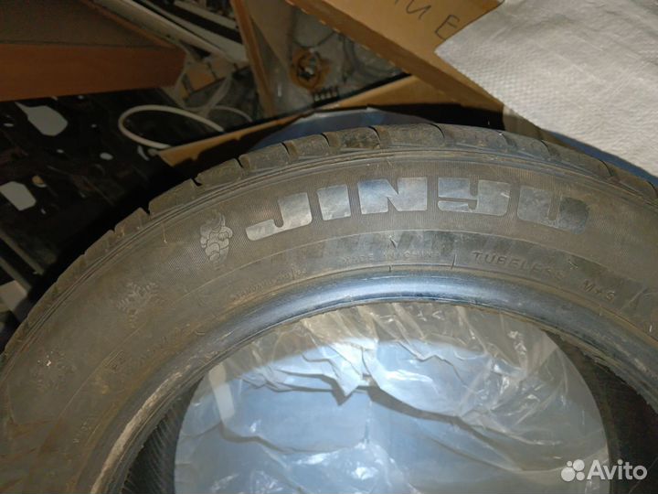 Jinyu Winter JW-51 195/55 R15 85