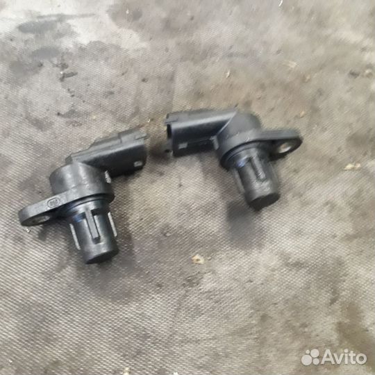 Датчик распредвала Форд Фокус 2 1.6