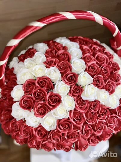 Мыльные розы в гигантских упаковках