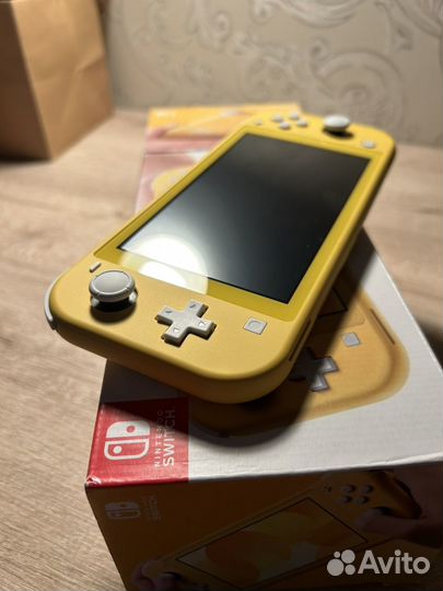 Игровая приставка nintendo switch lite