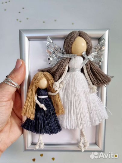 Портрет мама и дочка, две сестры, ангел хранитель