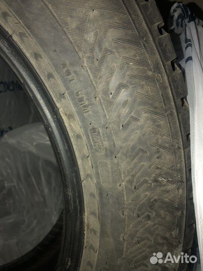 Nokian Tyres Hakkapeliitta 8 SUV 235/60 R18 107