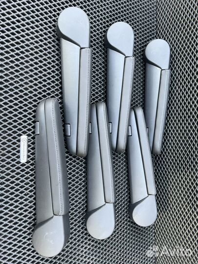 Подлокотник фольксваген Т5-Т6 новый