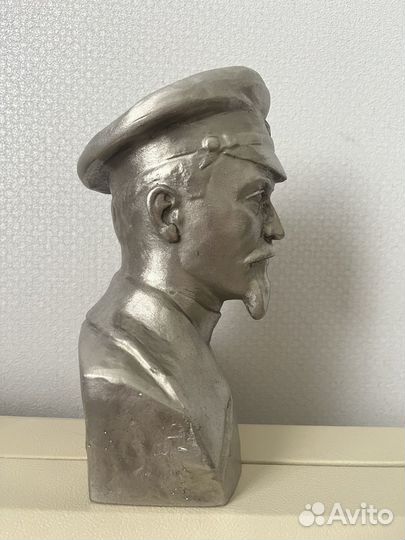 Бюст Дзержинского