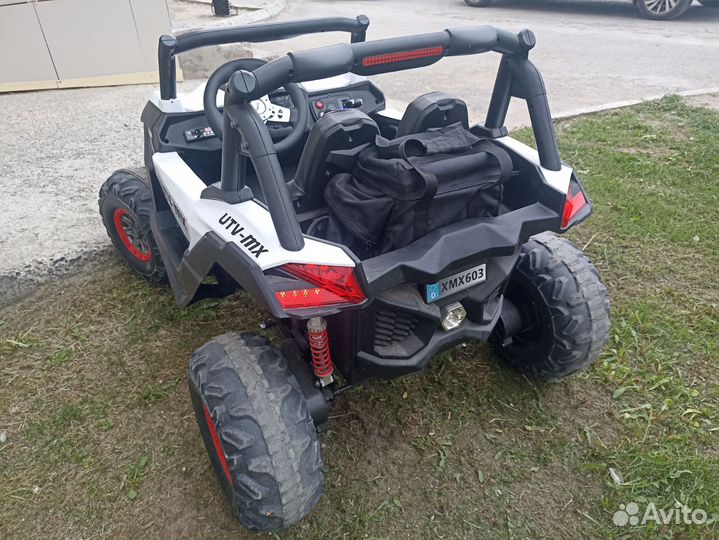 Детский электромобиль двухместный бу