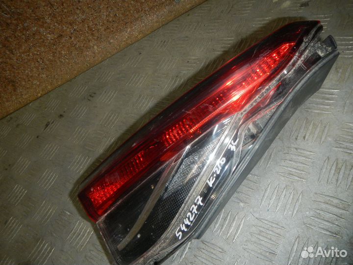 Фонарь задний внутренний левый, Toyota Corolla