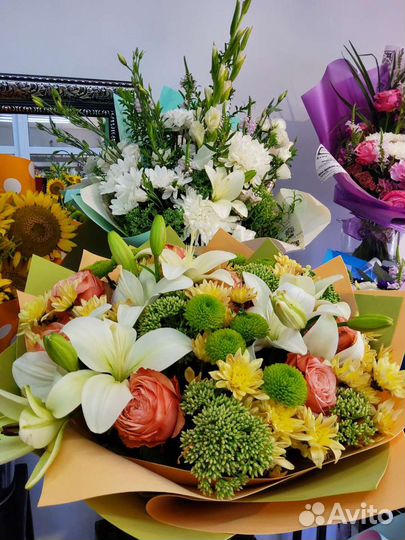 Цветы оптом и розница. Букеты