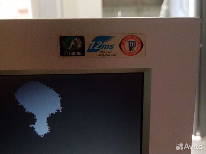 Монитор LG flatron L1730B