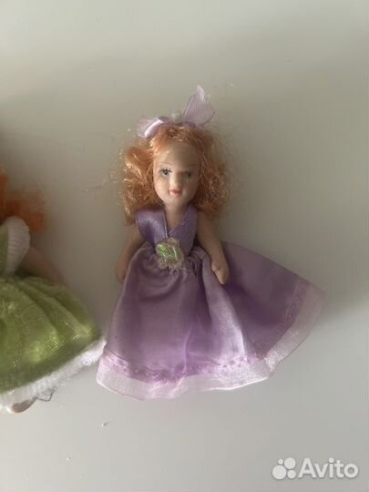 Кукла фарфоровая