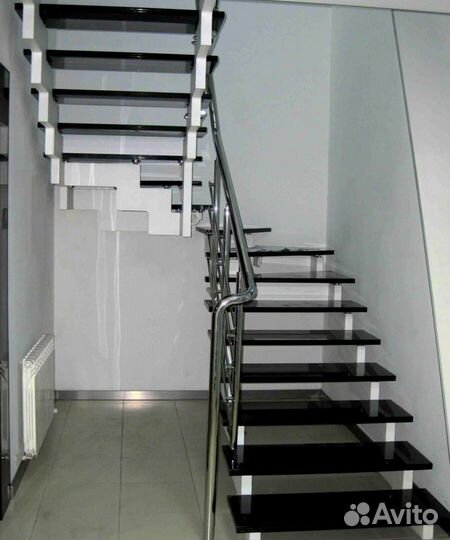 Лестница винтовая с монтажем
