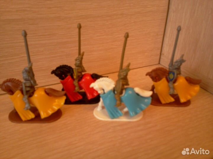 Куклы,машинки и другие игрушки