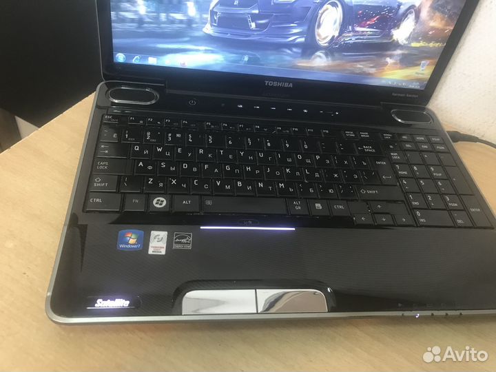 Отличный ноут Toshiba Satellite A500 Core i3