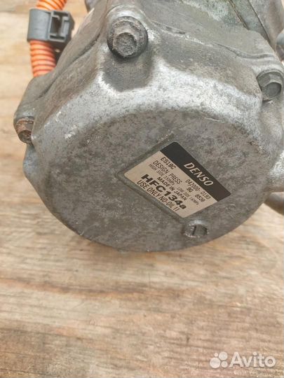 Компрессор кондиционера Toyota Prius 2 NHW20