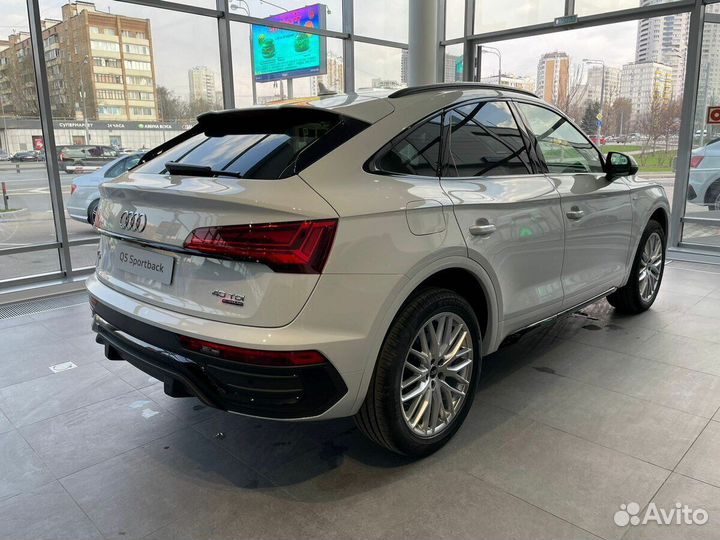 Audi Q5 Sportback 2.0 AMT, 2022