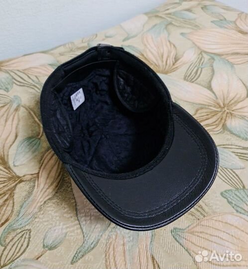 Бейсболка кожаная утепленная