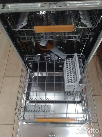 Посудомоечная машина Electrolux 60 см