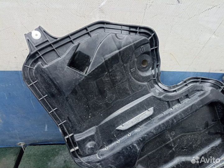 Заглушка двери передняя левая Toyota C-Hr ZGX10