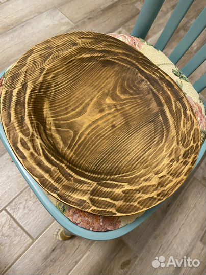 Деревянное блюдо