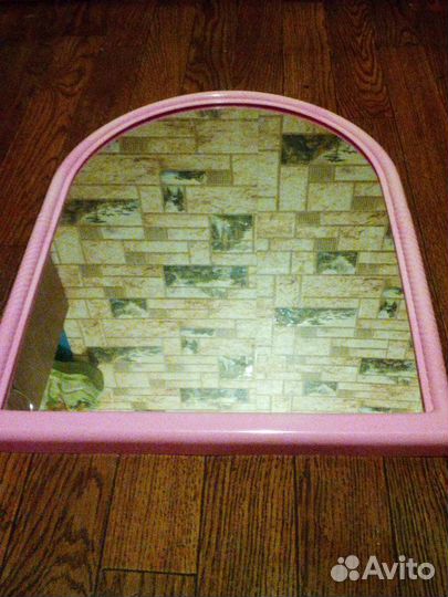 Зеркало настенное