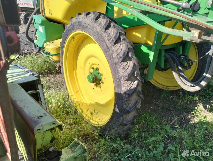 Опрыскиватель John Deere 732M, 2007